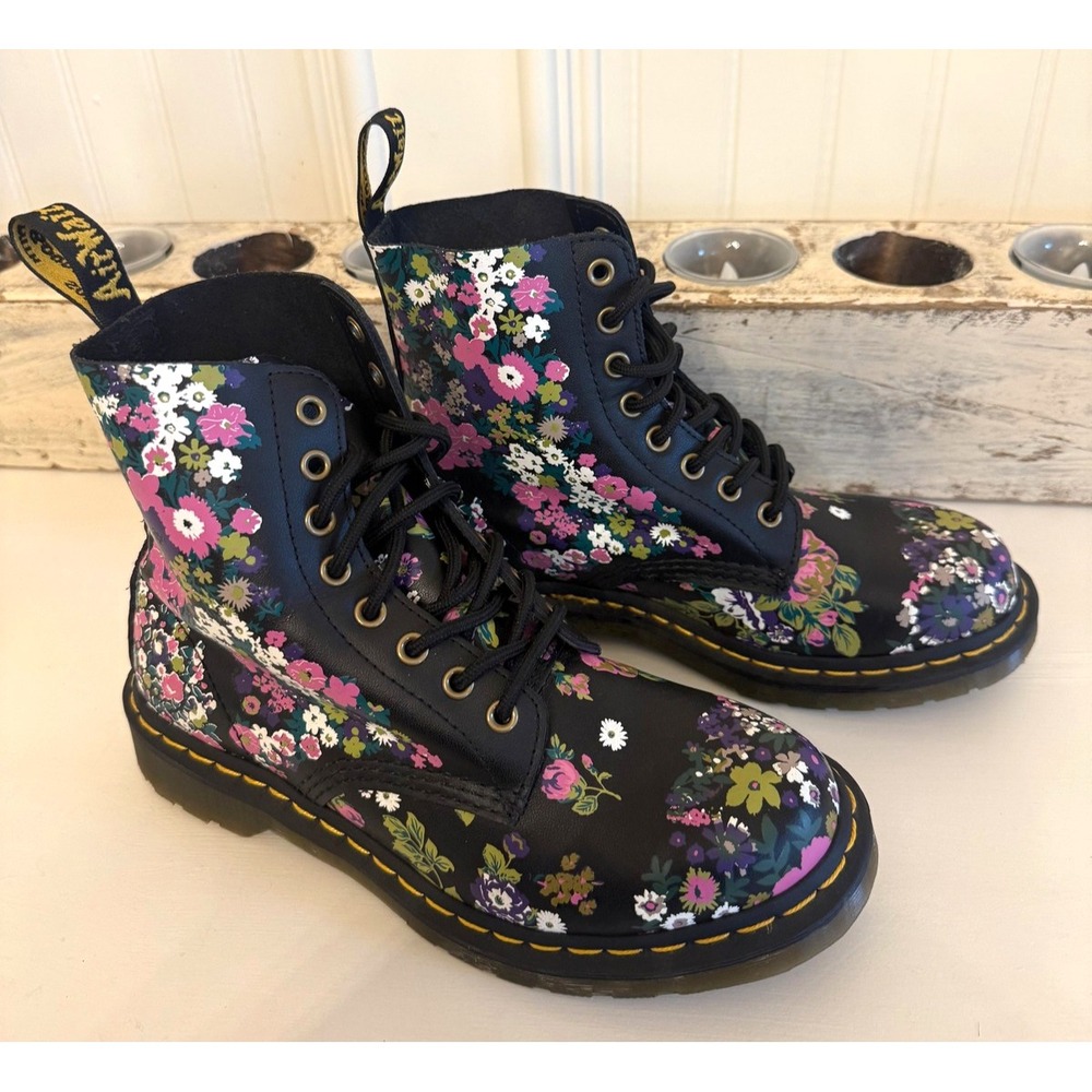 Dr Martens 1460 Pascal Boots Womens Size 8 Black Floral Leather Combat Ankle - Picture 3 of 9